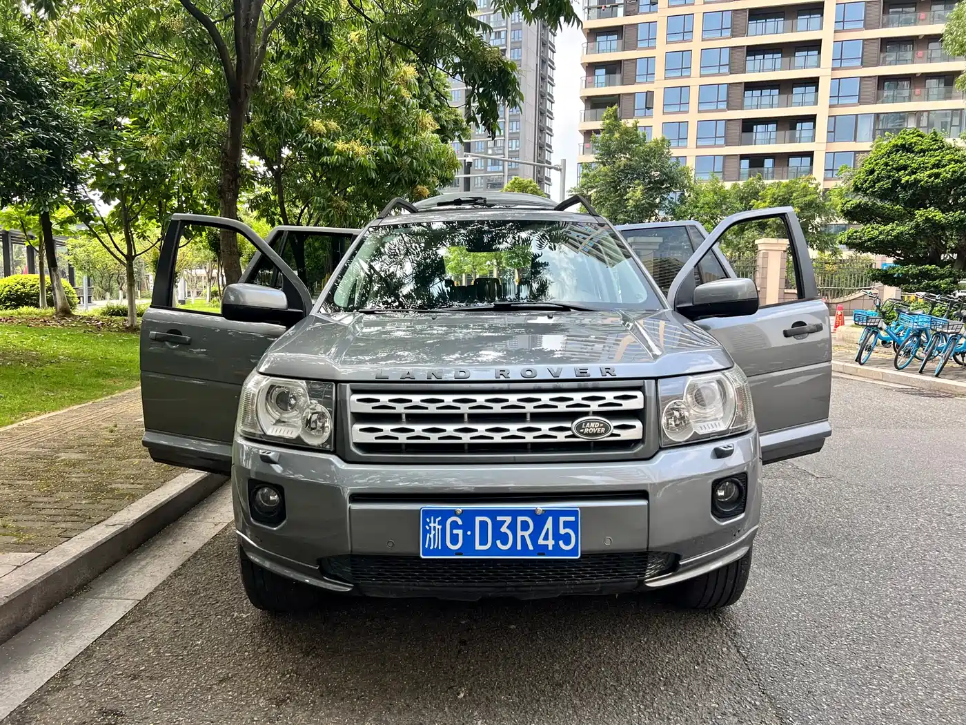 Land Rover Freelander 2 2012 2.0T Si4 SE Petrol фото 23