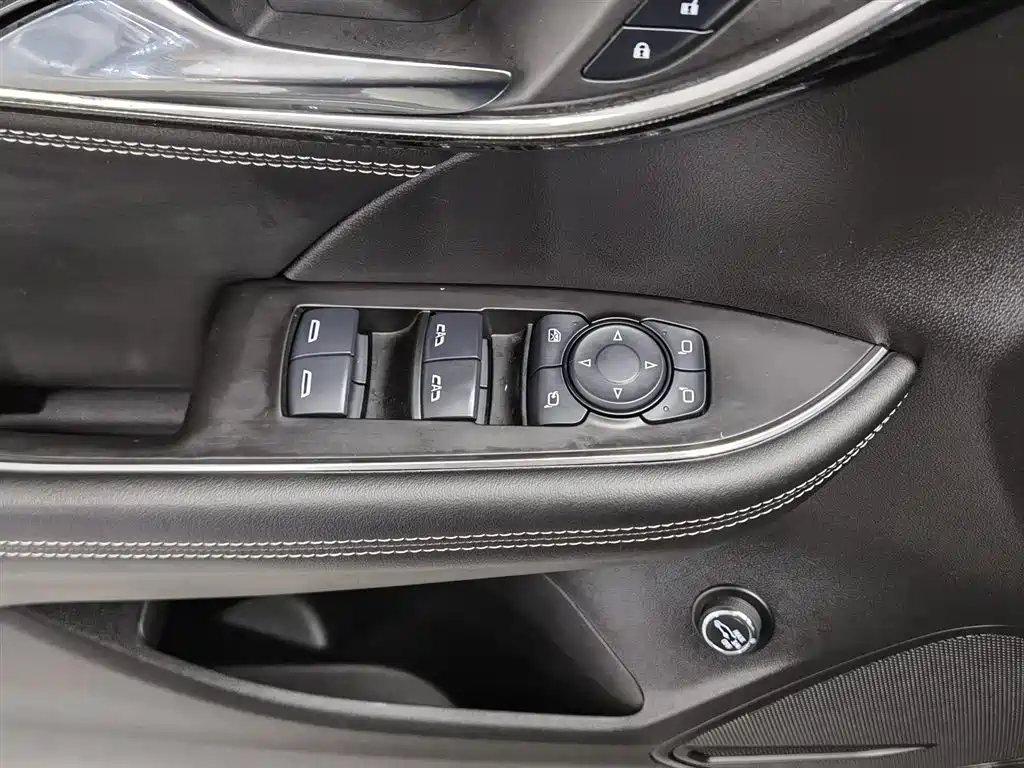 Buick Envision Plus 2022 Enclave Plus 652T 5-Seater AWD Luxury фото 9