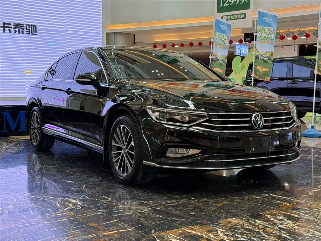 Volkswagen Magotan 2020 330TSI DSG Luxury фото 2