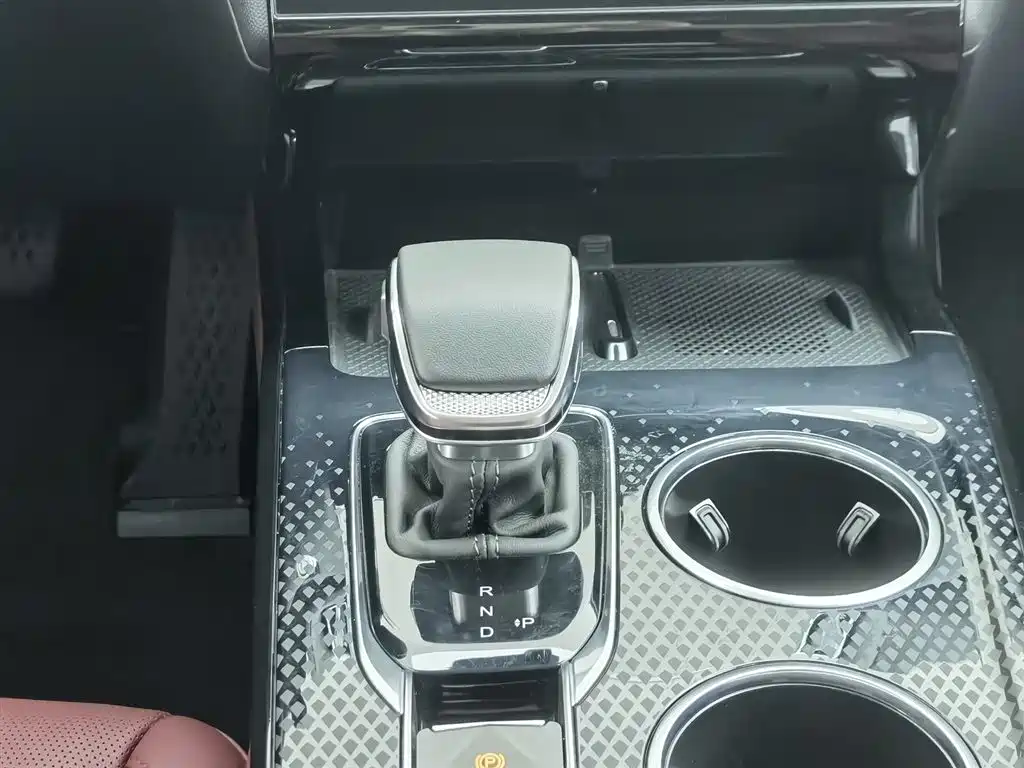 Hongqi HS3 PHEV 2025 125km Jingwei 2 Million Commemorative Edition фото 13