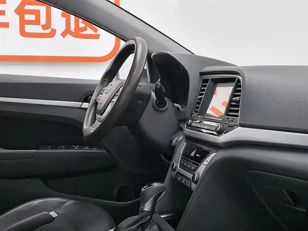 Hyundai Elantra 2018 1.6L Automatic 15th Anniversary Special Edition фото 22