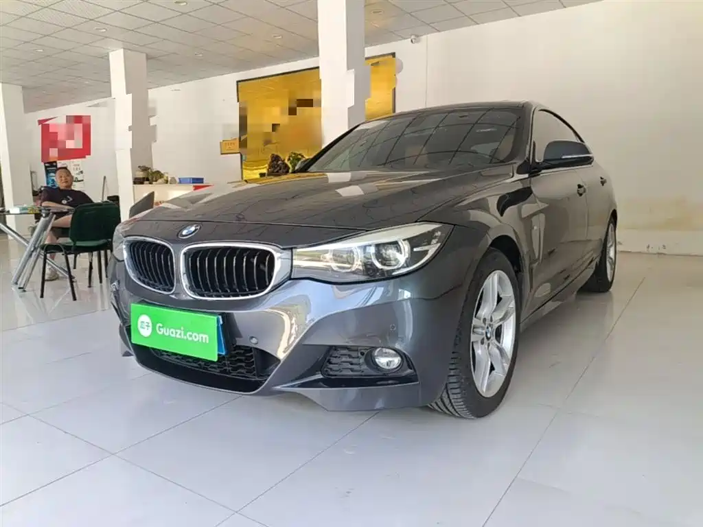 BMW 3 Series GT 2019 320i M Sport Model фото 2