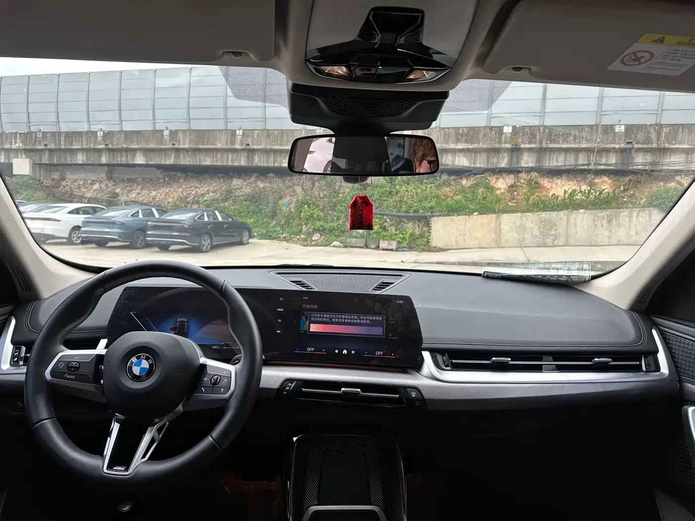 BMW X1 2024 sDrive25Li M Sport Package фото 6