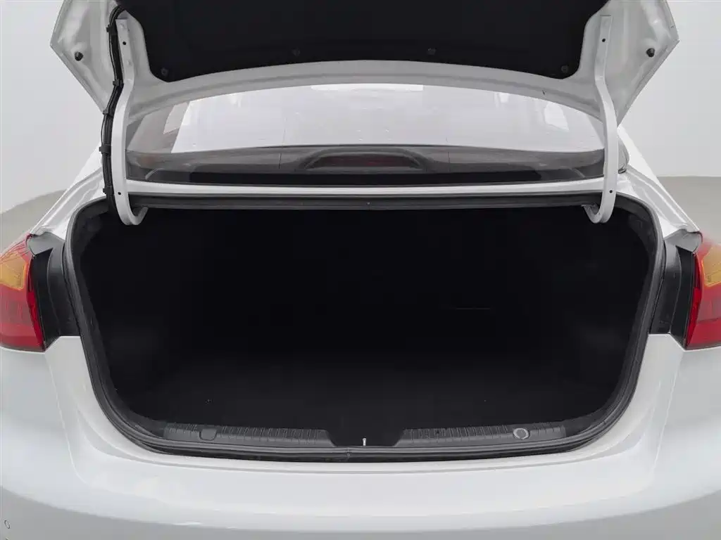 Kia K3 2013 1.6L Automatic Premium фото 16