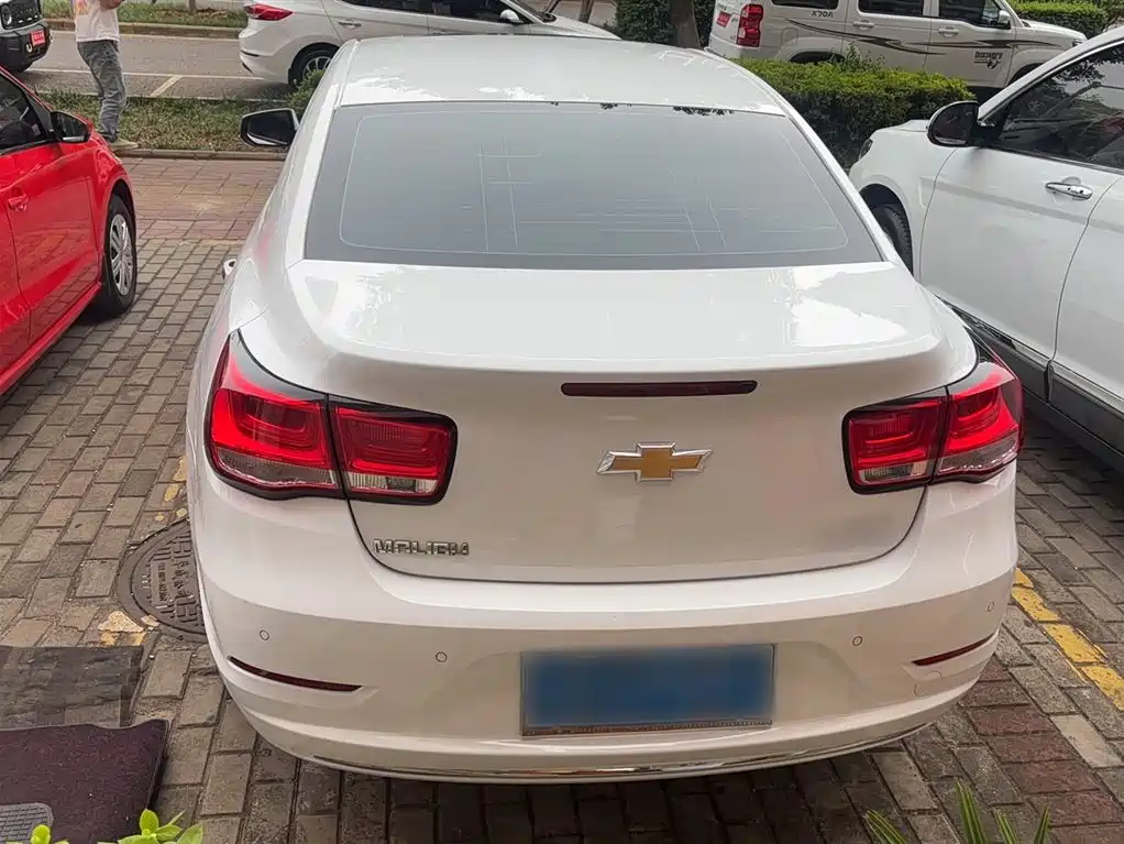 Chevrolet Malibu 2018 530T Automatic Luxury Edition фото 3