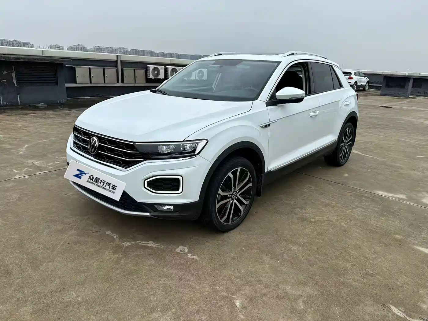 Volkswagen T-ROC 2021 280TSI DSG 2WD Comfort Smart Connect 30th Anniversary Edition