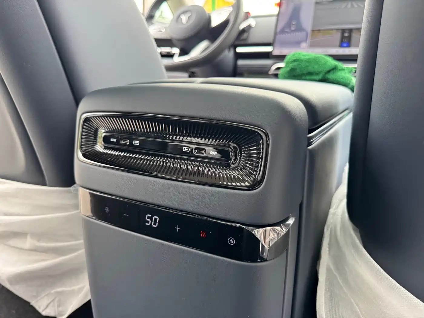 Voyah Auto Voyah Dreamer 2025 Model PHEV Basic Version фото 12