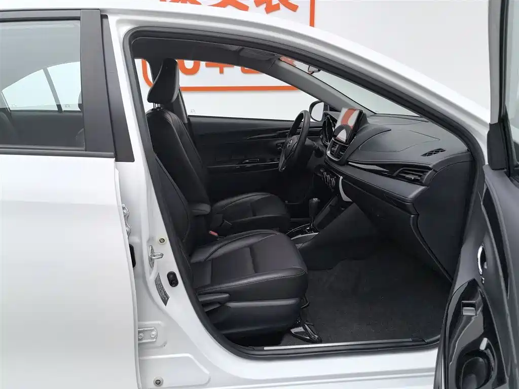 Toyota YARiS L Zhi Xiang 2020 1.5L CVT Luxury Edition фото 23