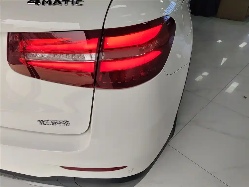 Mercedes-Benz GLC 2019 Facelift GLC 260 L 4MATIC Luxury фото 8