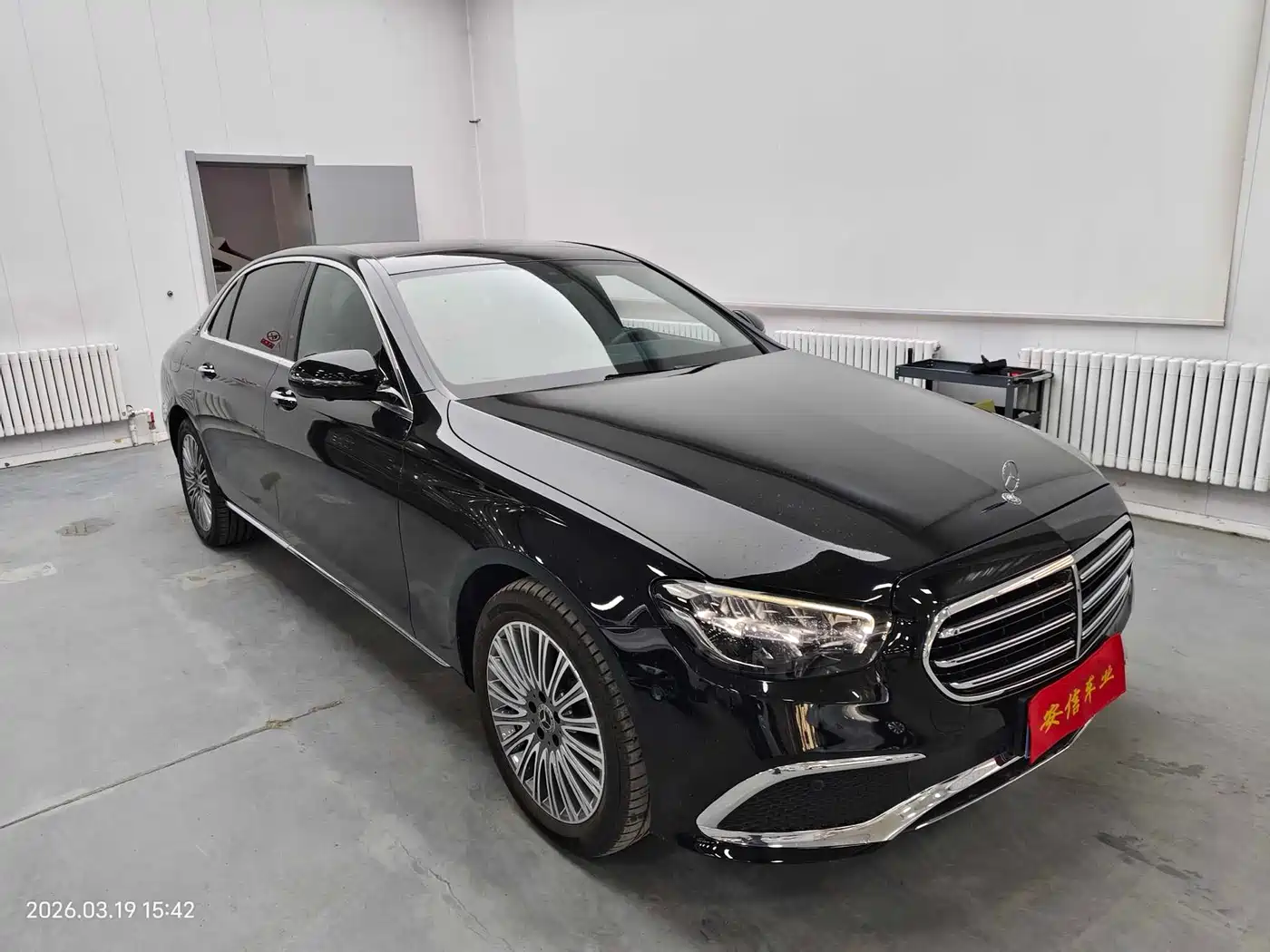 Mercedes-Benz E-Class 2023 E 300 L Luxury фото 3