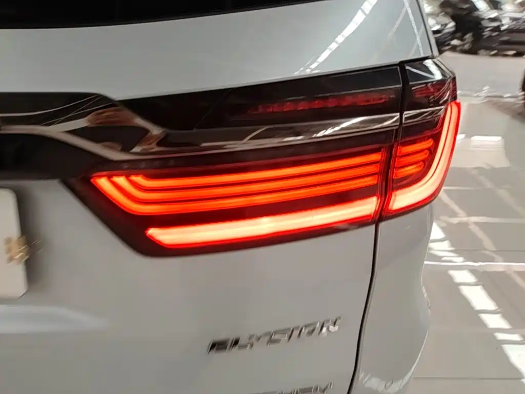 Honda Elysion 2024 2024 2.0L e:HEV Luxury Edition