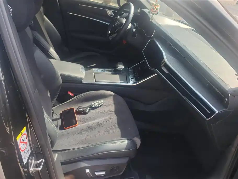 Audi A6L 2024 45 TFSI quattro Exclusive Dynamic фото 8