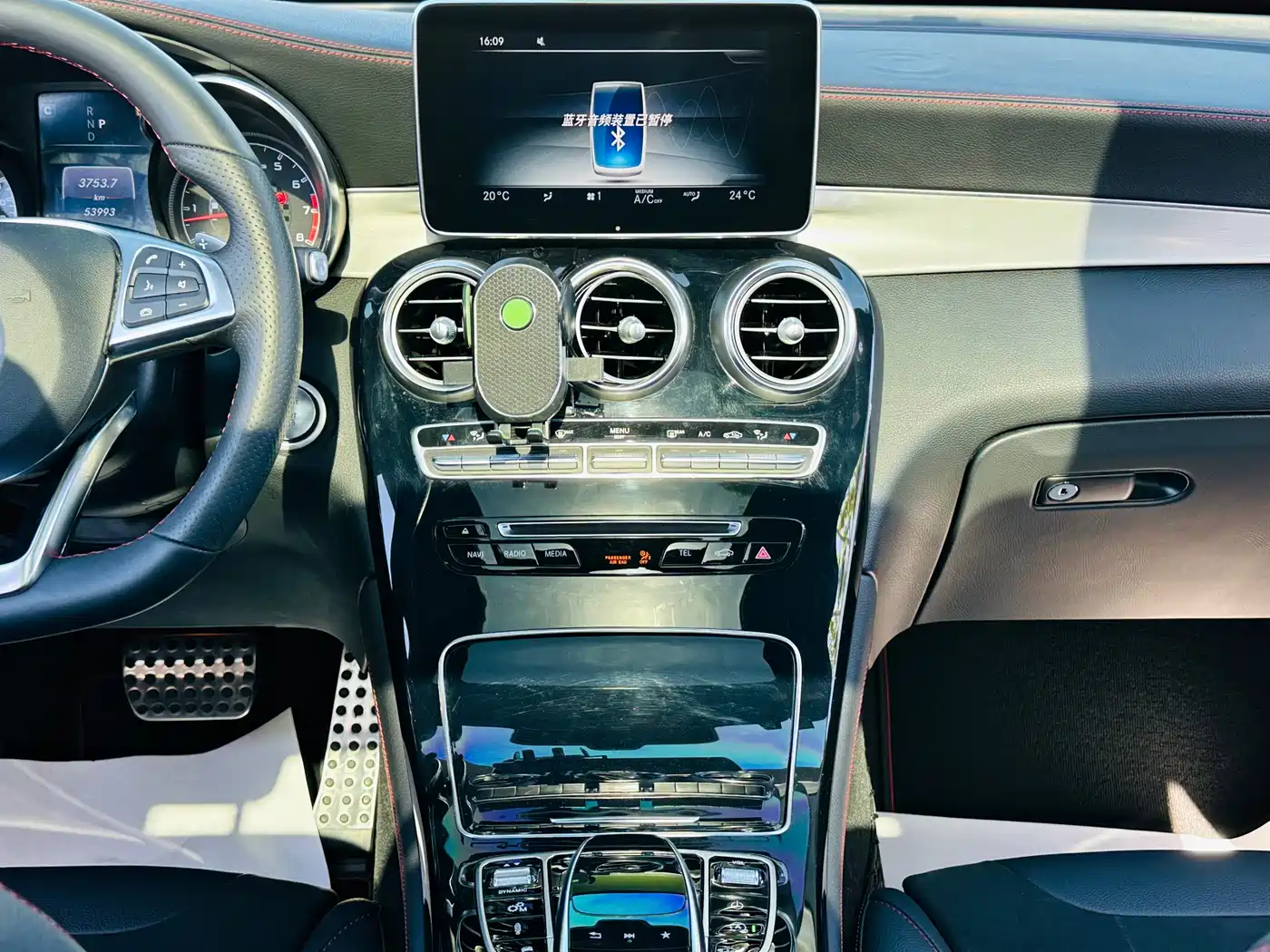Mercedes-Benz GLC AMG 2017 AMG GLC 43 4MATIC фото 19