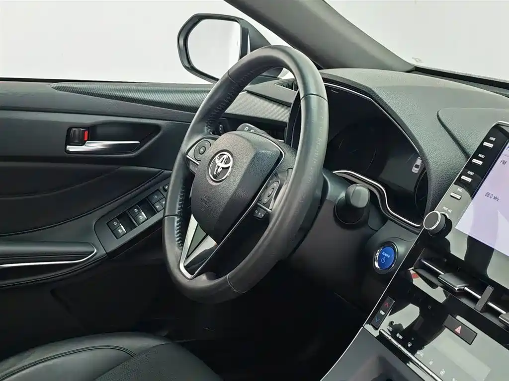 Toyota Avalon 2019 Hybrid 2.5L Luxury Edition China VI фото 22