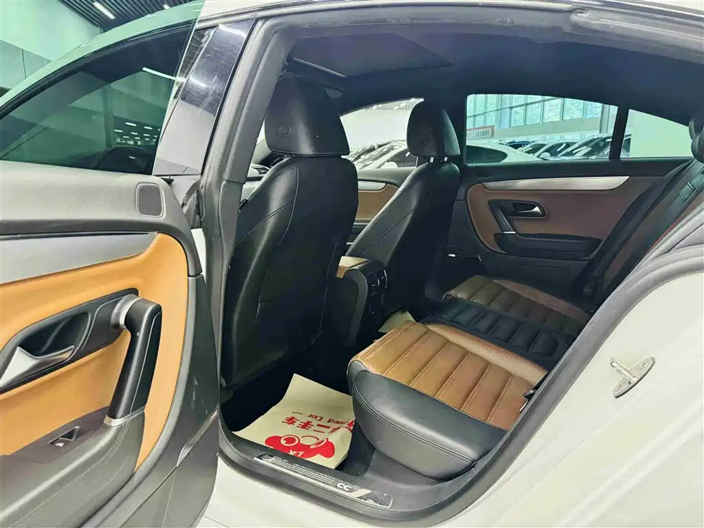 Volkswagen FAW-Volkswagen CC 2015 1.8TSI Luxury фото 19