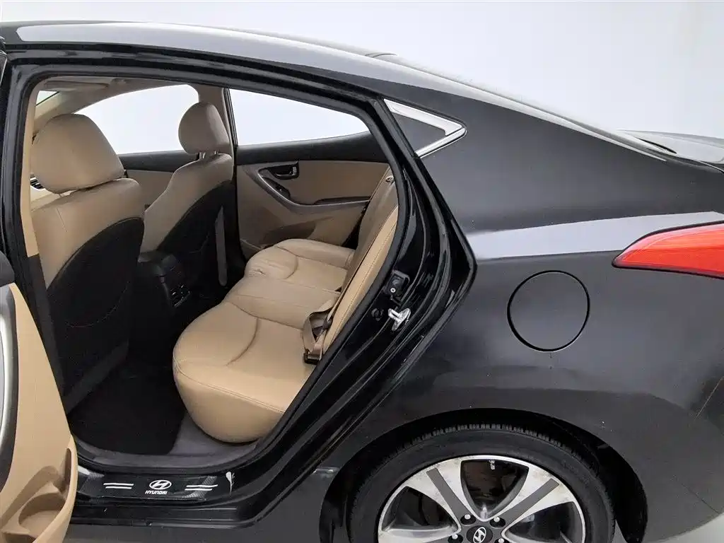 Hyundai Langdong 2012 1.8L Automatic Premium фото 15