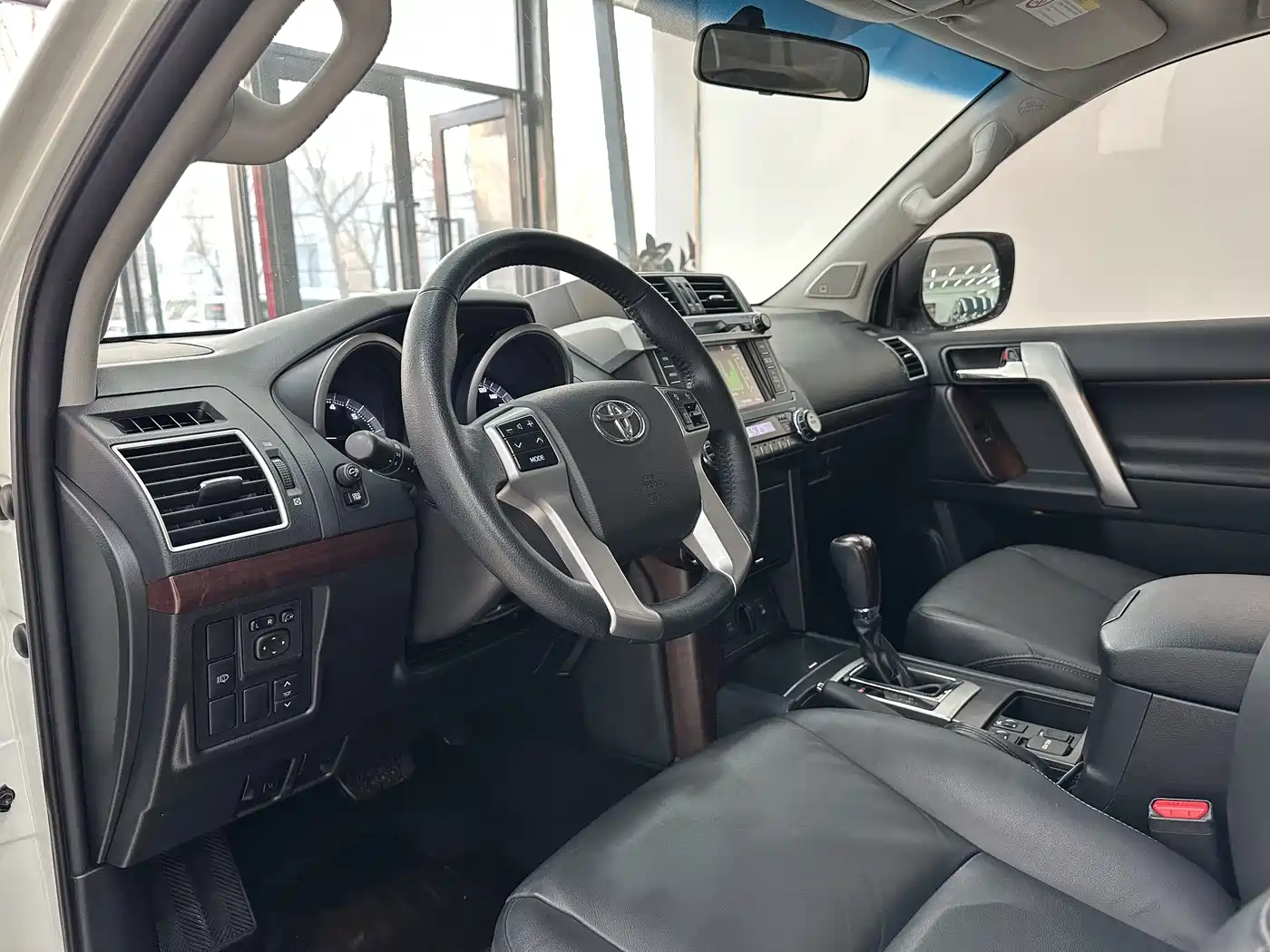 Toyota Prado 2016 3.5L Auto TX-L NAVI фото 5