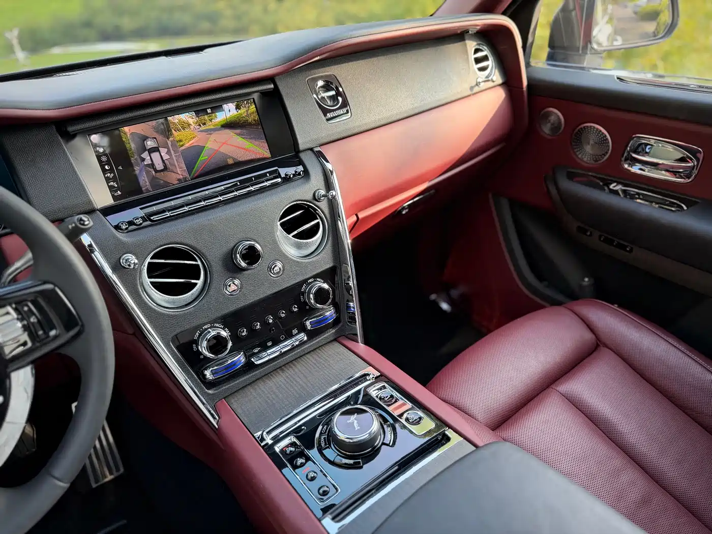 Rolls-Royce Cullinan 2019 2018 5-Seater Version