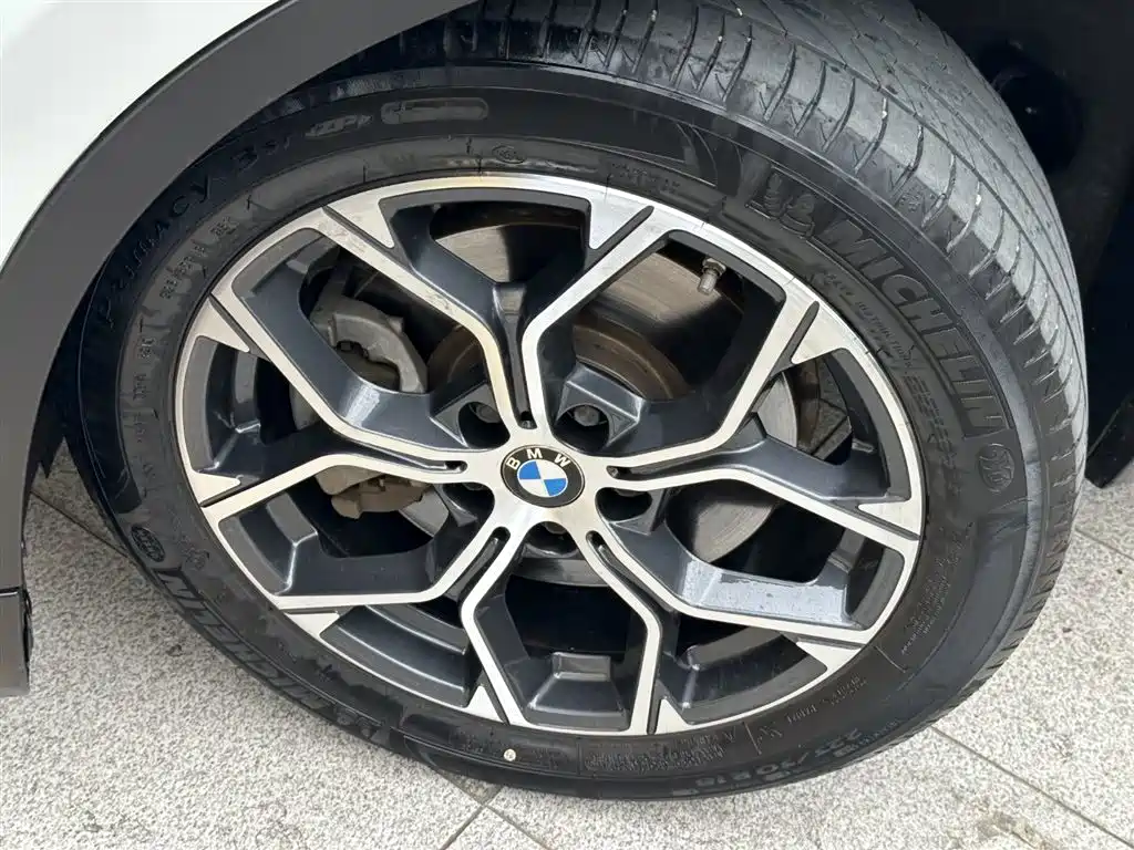 BMW X1 2020 sDrive25Li Leading Model фото 17