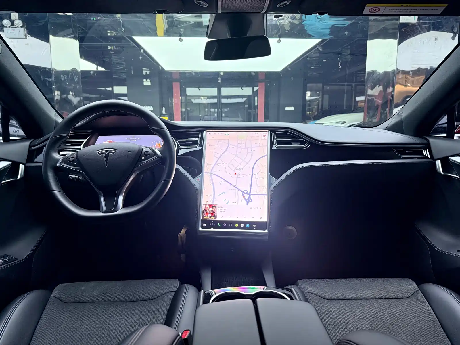 Фото 7 - Tesla Model S