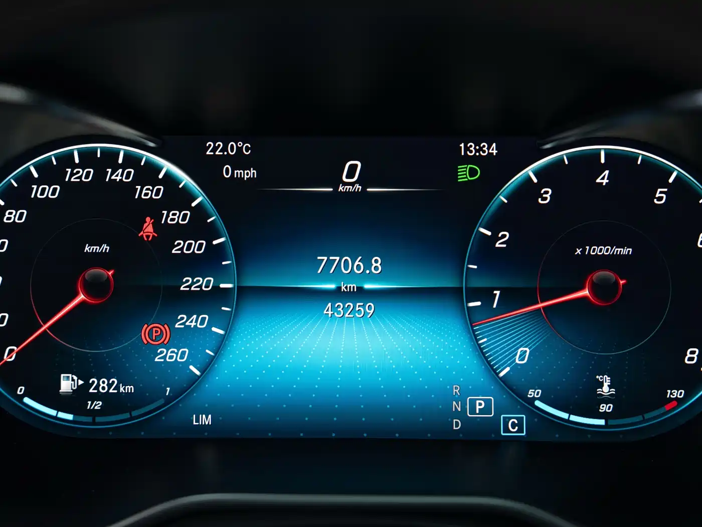 Mercedes-Benz GLC 2022 Facelift II GLC 260 L 4MATIC Luxury фото 13