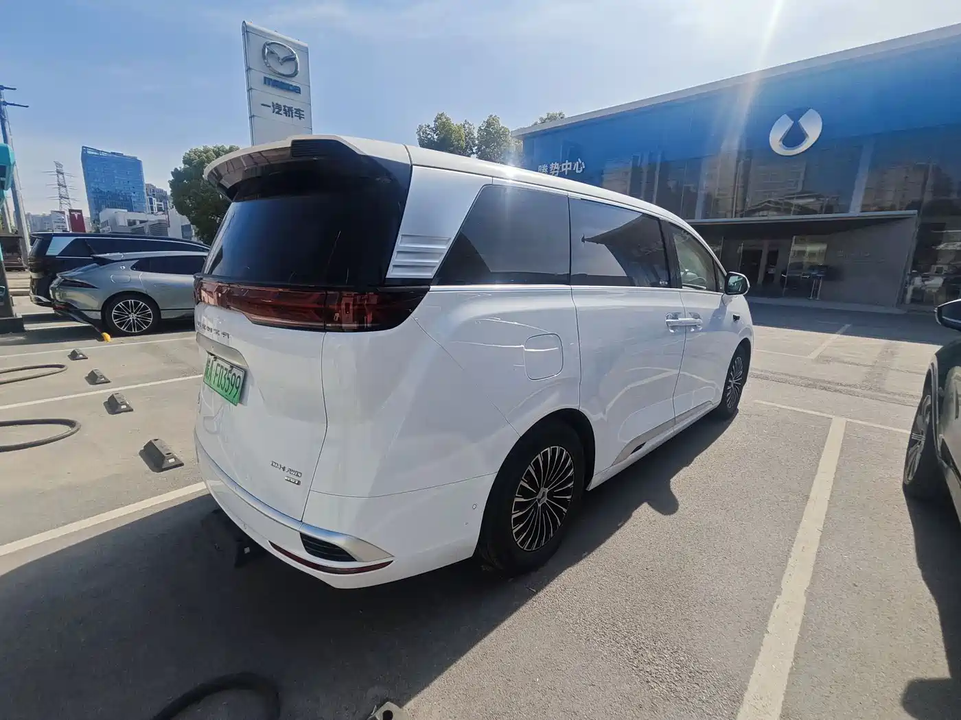 Denza D9 2025 Model DM-i Smart Drive Edition 1020 AWD Flagship фото 7