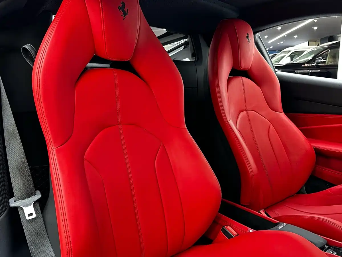 Ferrari F8 2022 2019 Tributo 3.9T V8