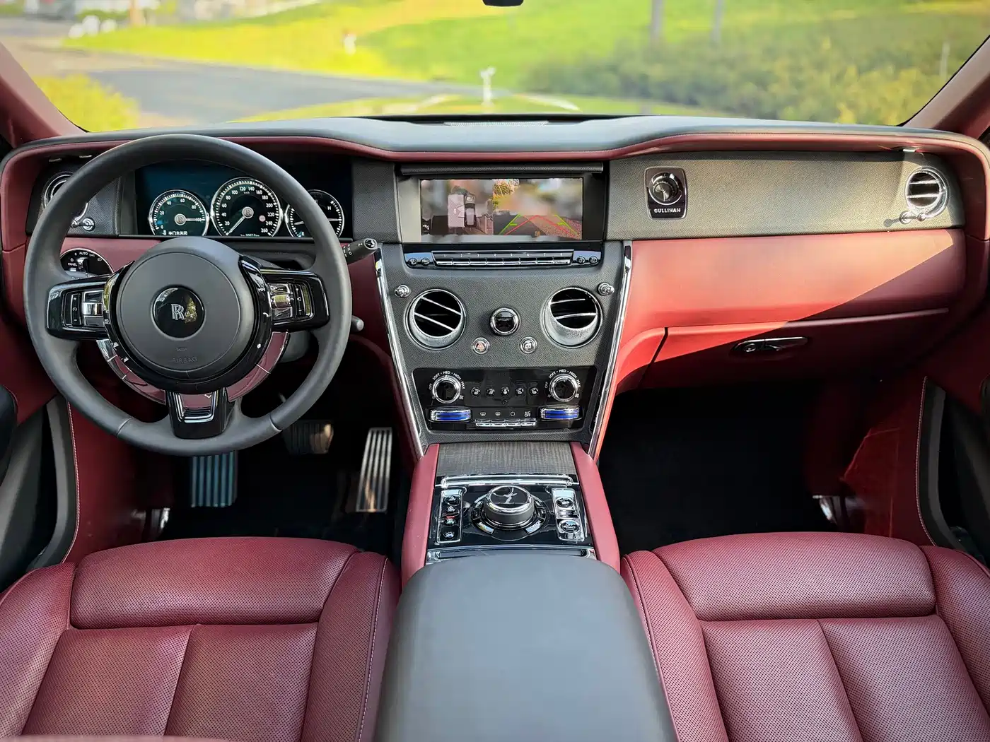 Rolls-Royce Cullinan 2019 2018 5-Seater Version