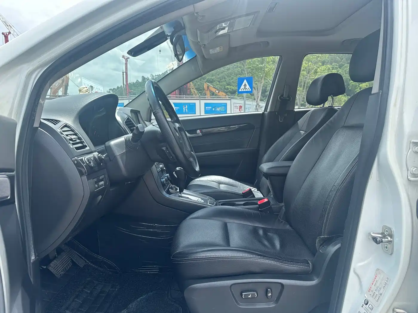 Chevrolet Captiva 2015 2.4L 2WD Urban Edition 7-seater фото 9