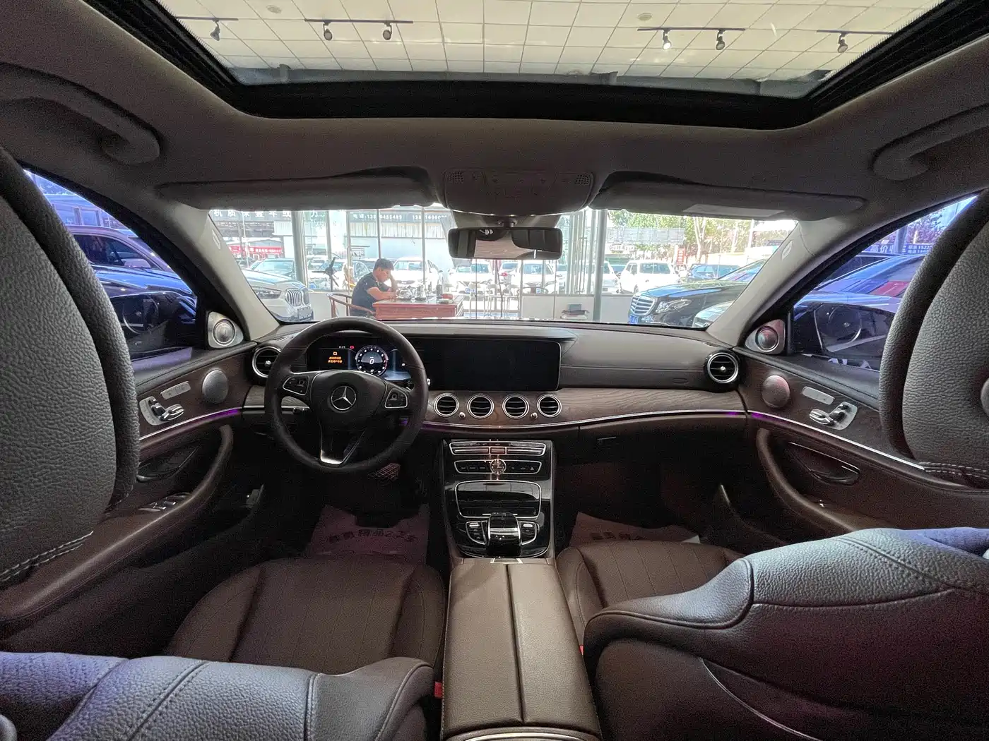 Mercedes-Benz E-Class 2016 E 300 L Fashion Type фото 6