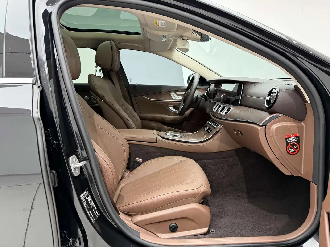 Mercedes-Benz E-Class 2020 Facelift E 300 L Fashion фото 16