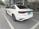 Фото 5 - Geely Emgrand