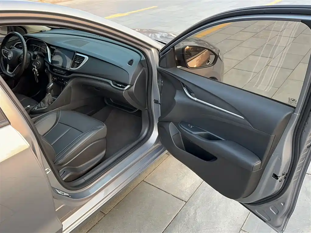 Buick Excelle 2018 18T Automatic Elite фото 17