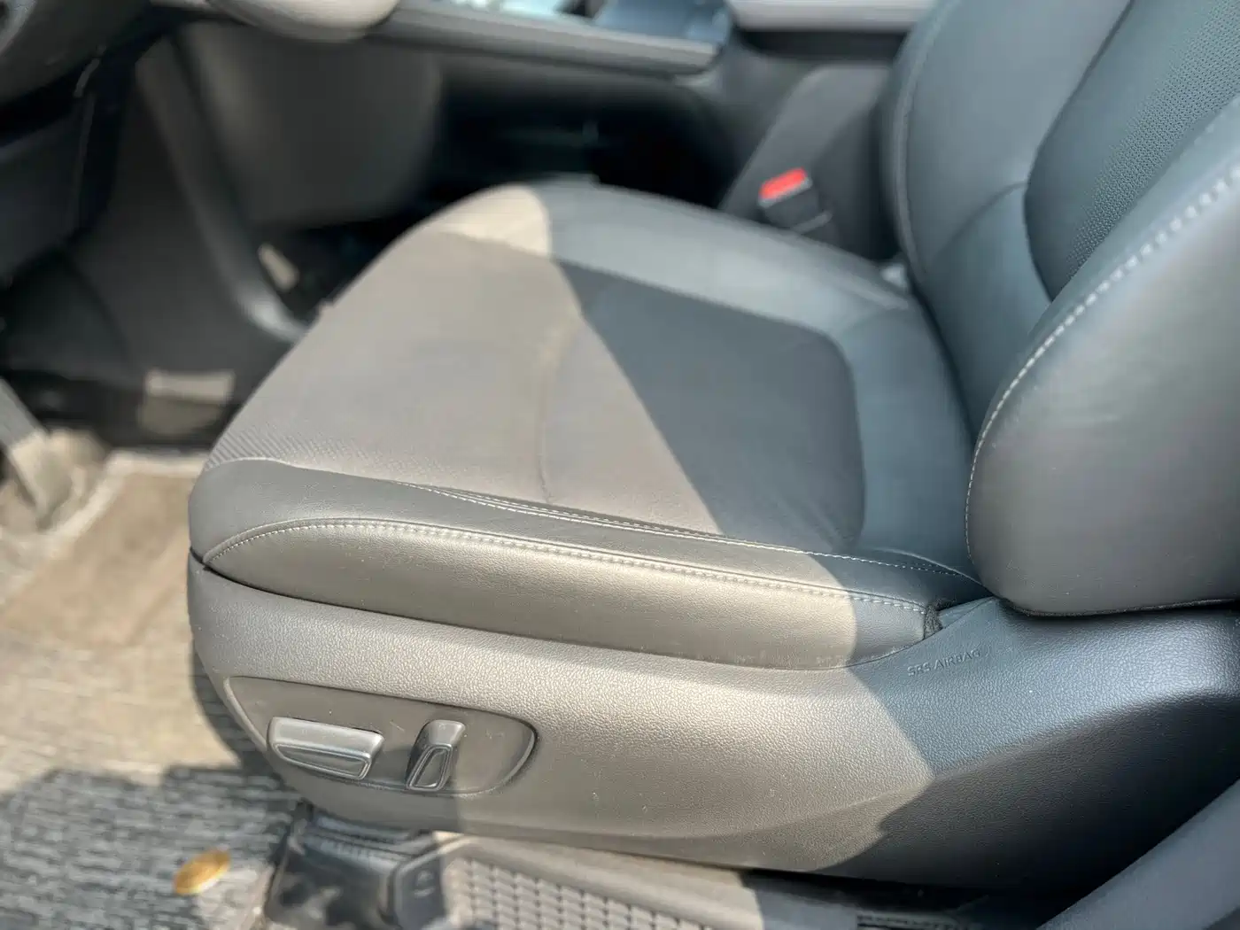Toyota Sienna 2024 2.5L Hybrid 4WD Premium Edition фото 10