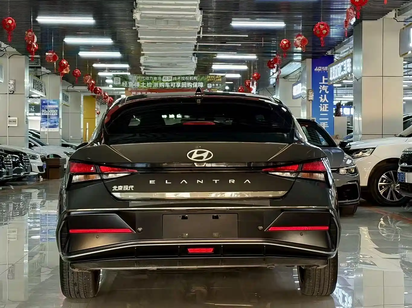 Hyundai Elantra 2023 1.5L CVT GLX Elite Edition фото 9