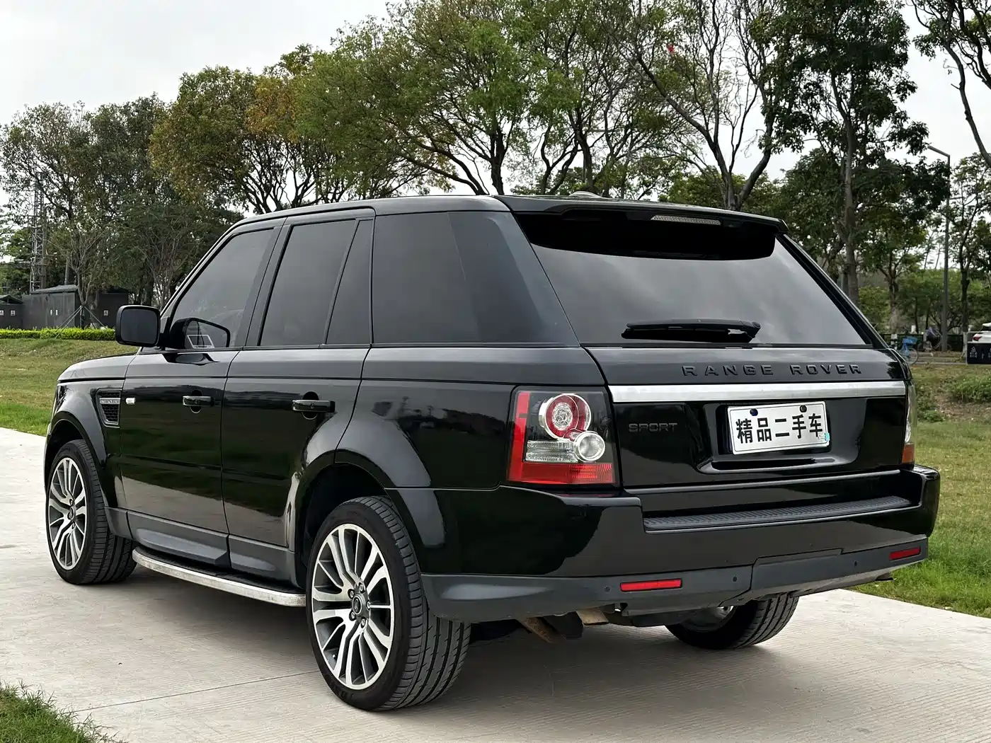 Land Rover Range Rover Sport 2013 3.0 TDV6 Black Label Limited Edition фото 6
