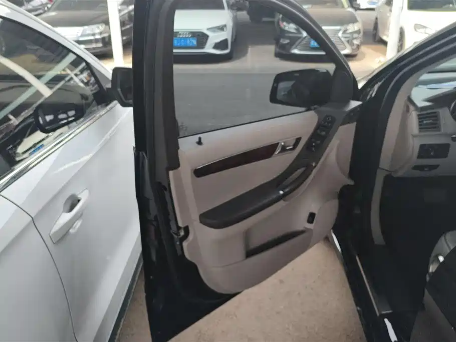 Mercedes-Benz R-Class 2011 R 350 L 4MATIC фото 7