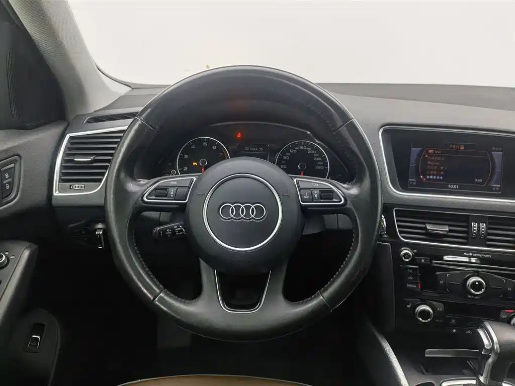 Audi Q5 2016 40 TFSI Technology Model фото 11