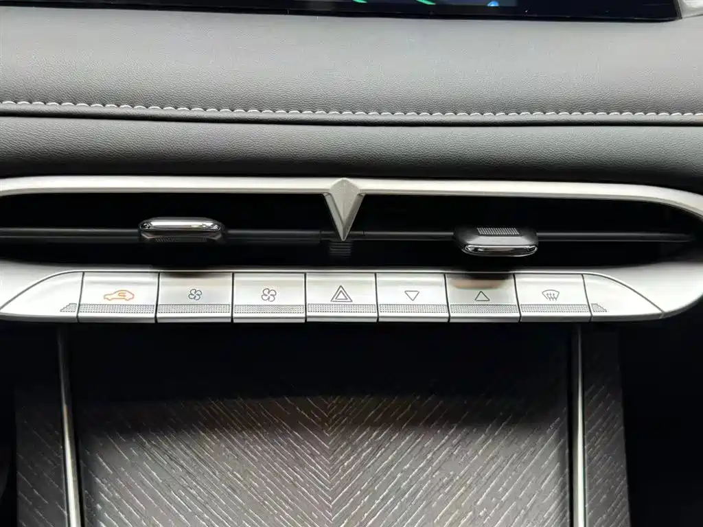 Venucia DaV DD-i 2025 2023 60km iD Edition