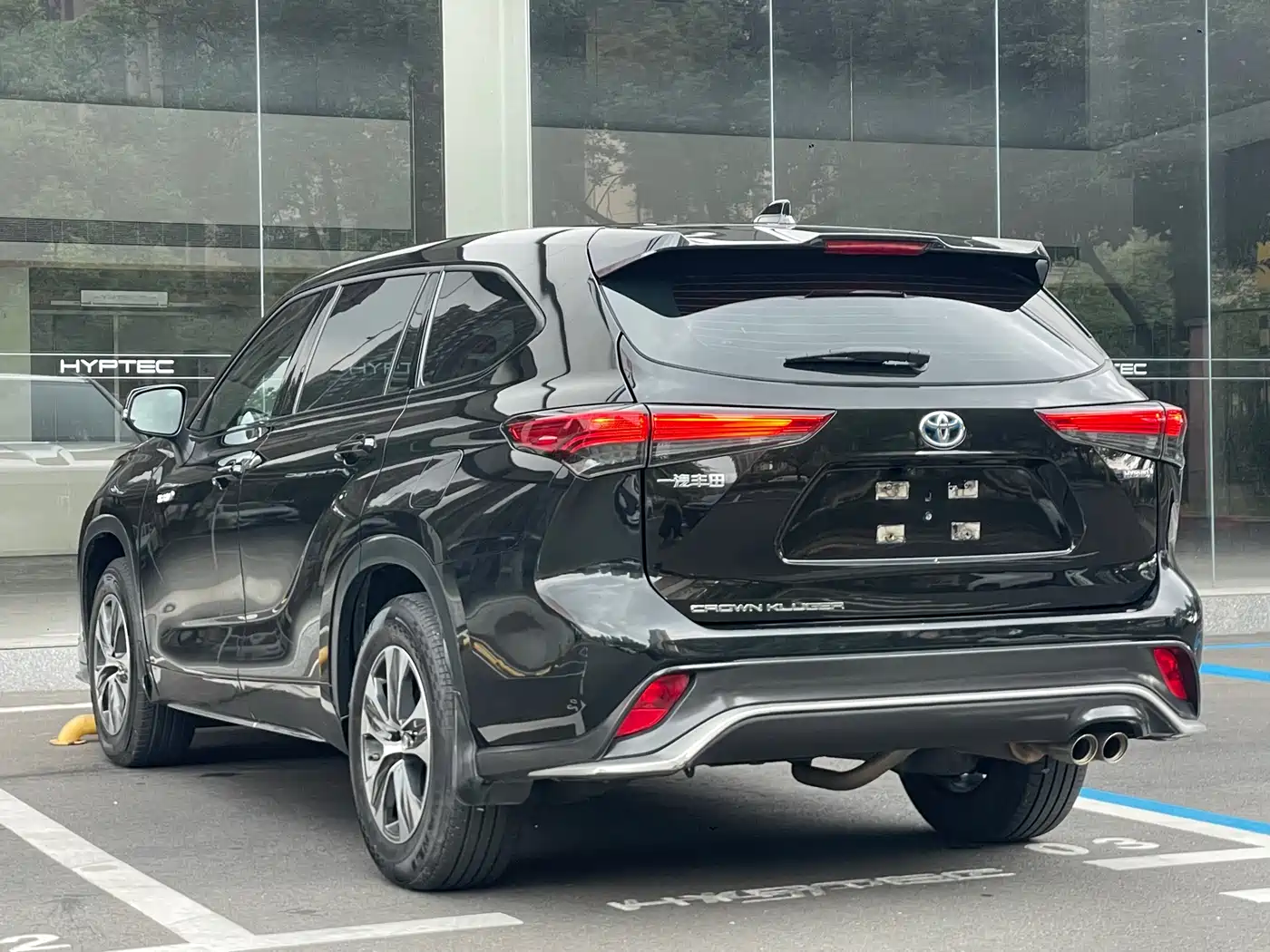 Toyota Crown Kluger 2022 2.5L HEV 2WD Elite Edition фото 10