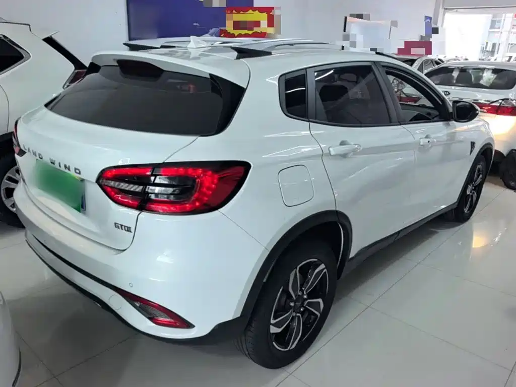 Landwind XIAOYAO 2019 2018 Facelift 1.5GTDI CVT Panoramic Gold Edition