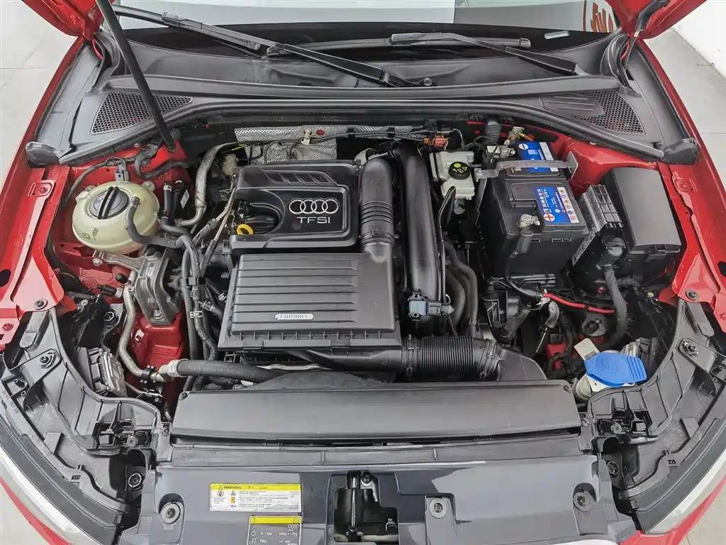 Audi A3 2017 Limousine 35 TFSI Progressive фото 6