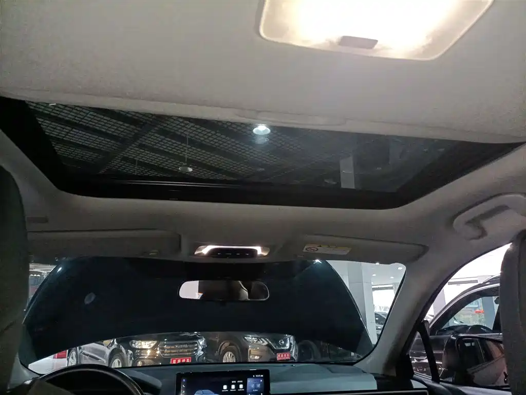 Toyota Frontlander 2024 2.0L Smart Hybrid Dual Engine Leading Edition фото 14