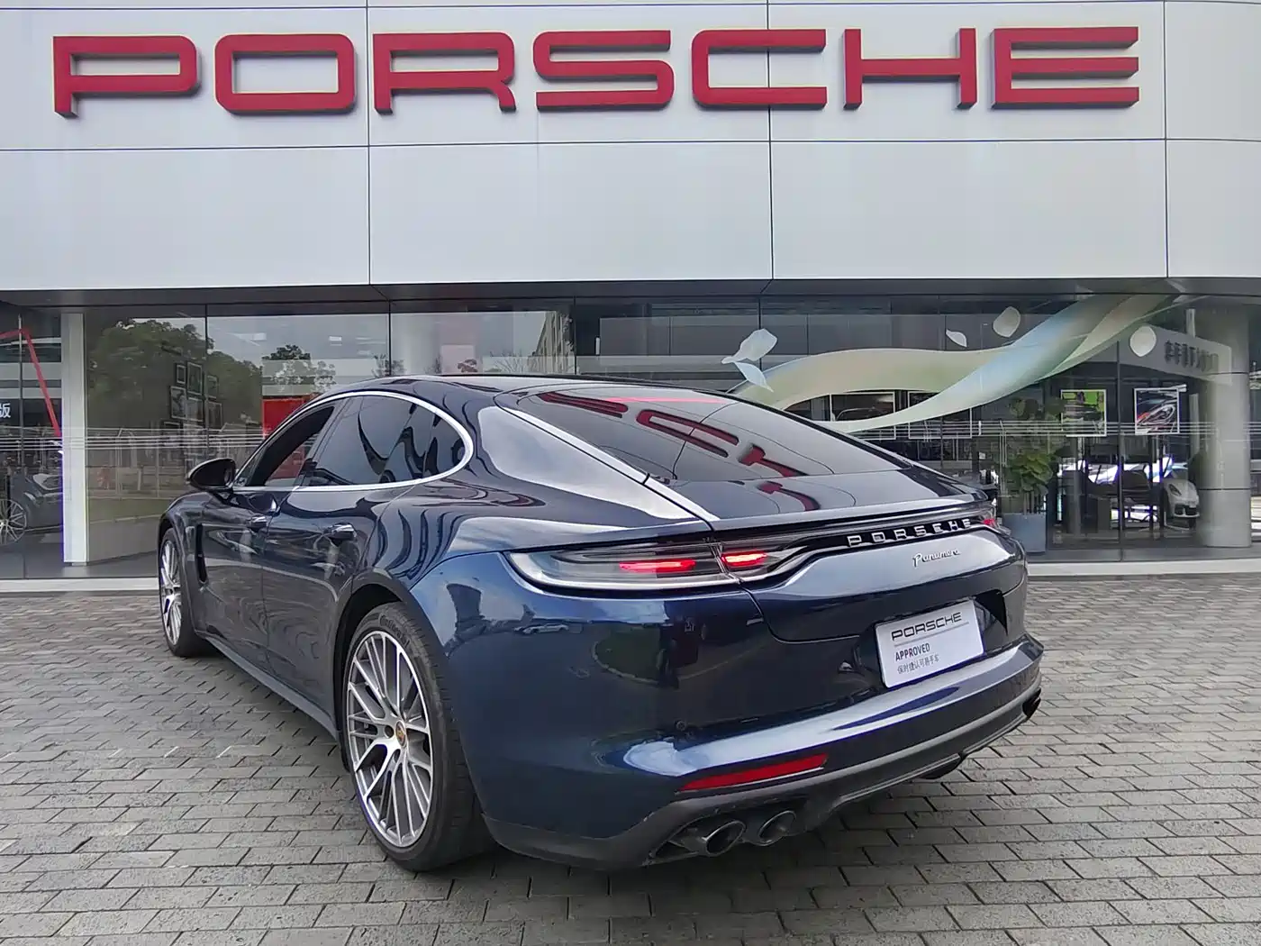 Porsche Panamera 2023 Panamera 2.9T Platinum Edition фото 5