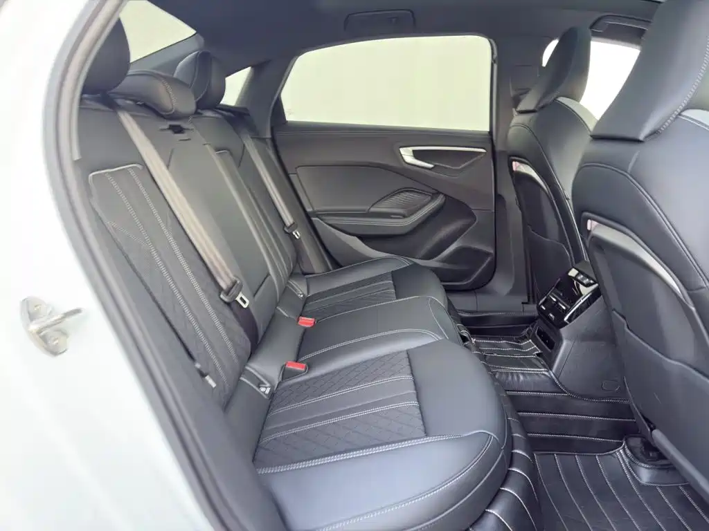 Audi A5L 2026 2025 2.0T Navigation Edition