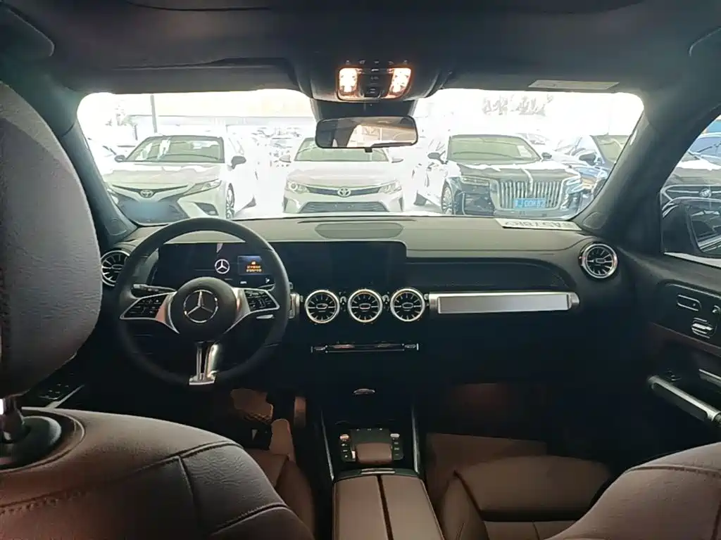 Mercedes-Benz GLB 2024 GLB 220 Fashion фото 10