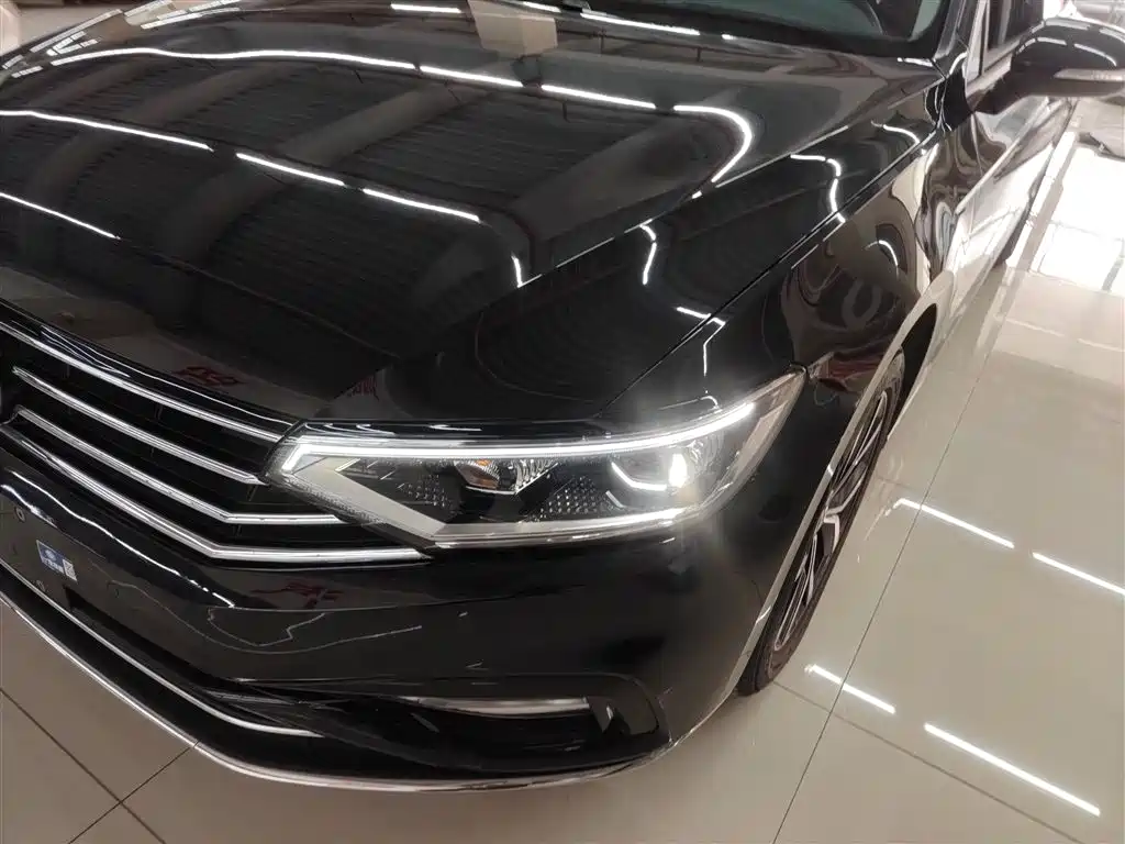 Volkswagen Magotan 2020 330TSI DSG Leading фото 18