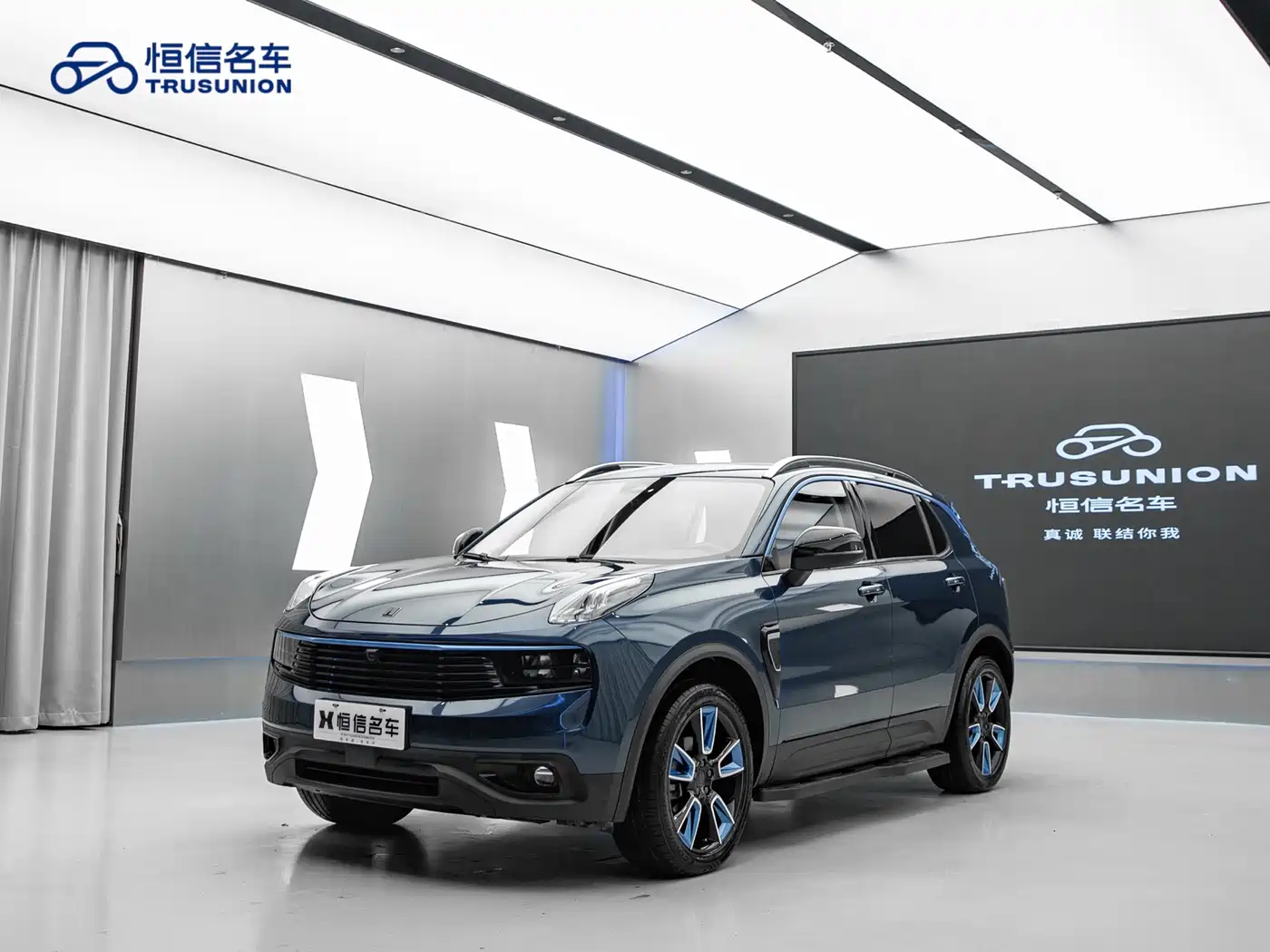 Lynk & Co 01 2019 2.0T 2WD Shine Pro Version China VI фото 3