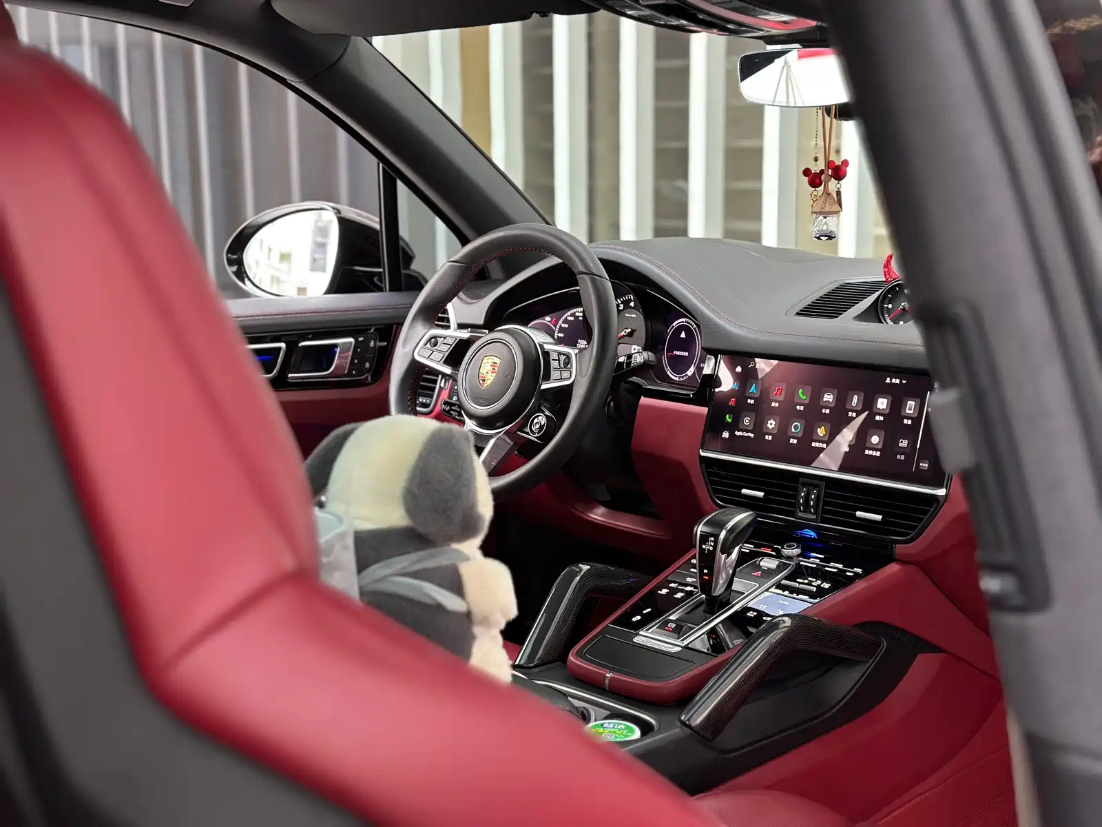 Photo 21 - Porsche Cayenne