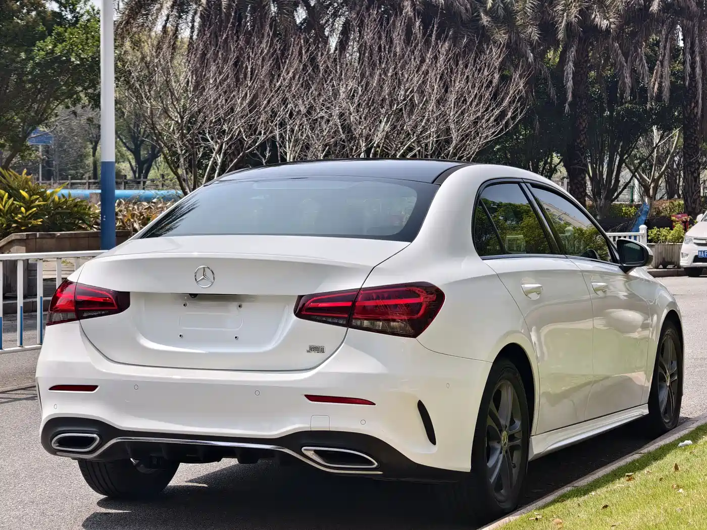 Mercedes-Benz A-Class 2020 Facelift A 180 L Sport Sedan фото 7
